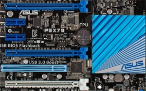高速なPCI Express 3.0に対応
