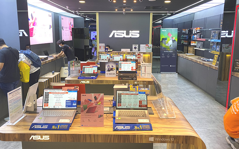Kuala Lumpur - ASUS CONCEPT STORE Mid Valley Megamall (by Thunder Match Technology Sdn Bhd)