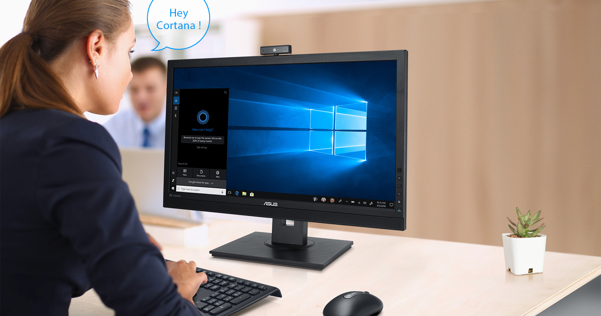 Das Mikrofon-Array des BE24EQK nutzt die Beamforming-Technologie und trennt die Sprachinformationen vom Hintergrundrauschen. Damit eignet es sich hervorragend zur Steuerung von Cortana, dem intelligenten Windows-10-Assistenten.