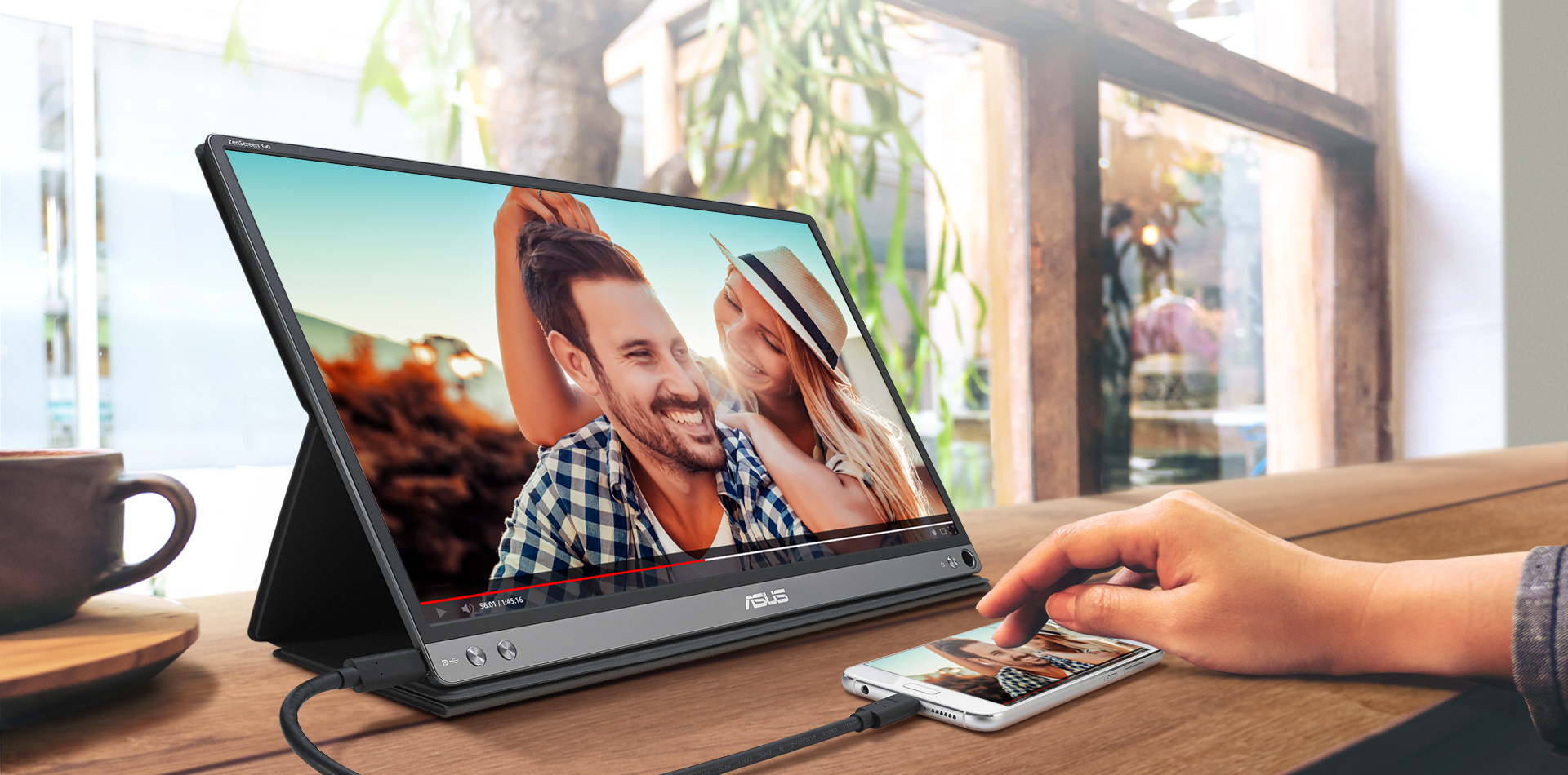 Le ZenScreen Go MB16AP intègre la technologie IPS pour vous offrir une meilleure flexibilité lorsque vous agrandissez votre écran.