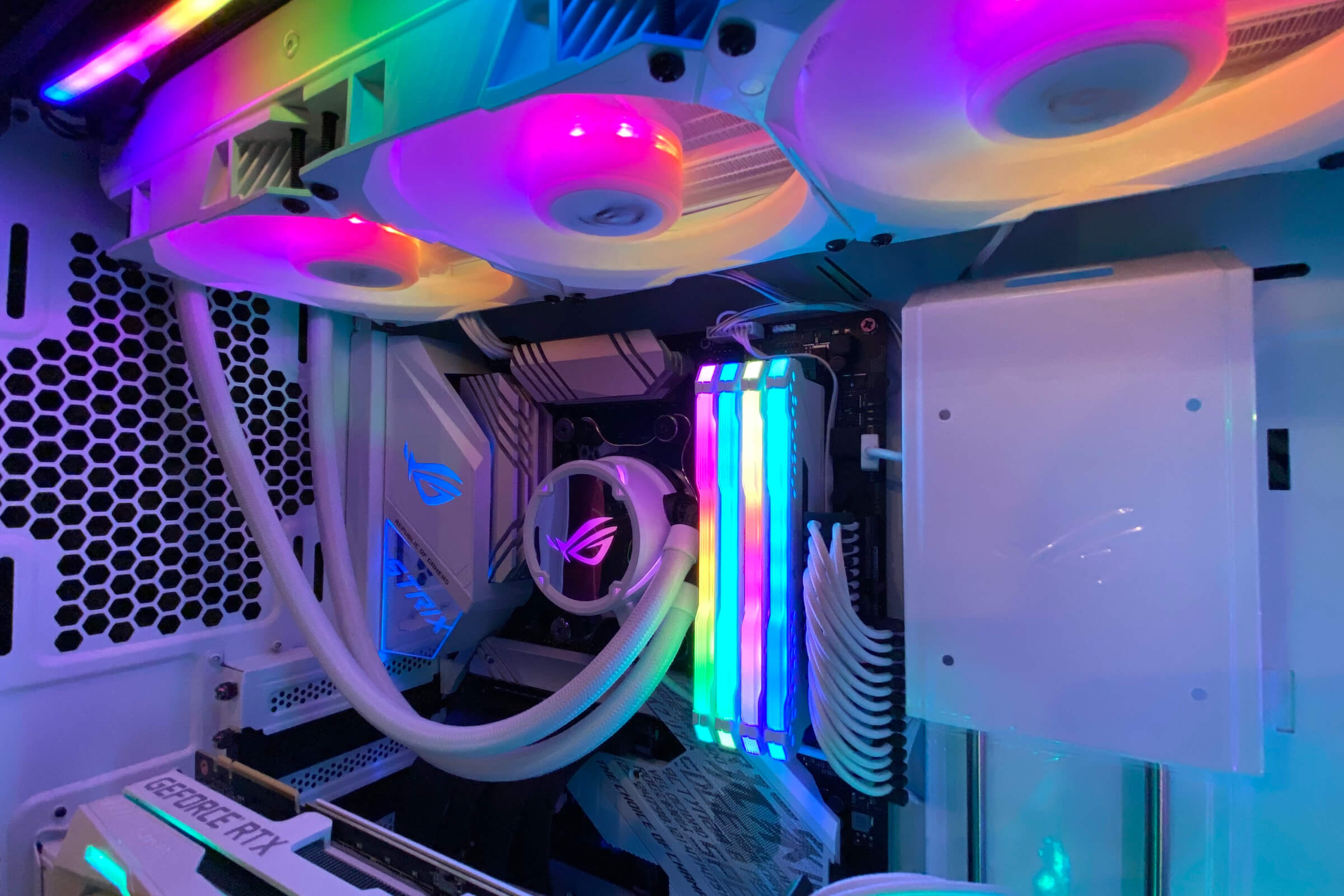 White store liquid cooling